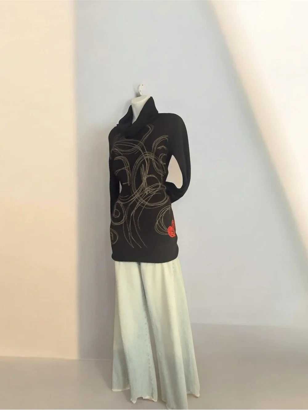 Vintage Desigual Black long Sweater / Dress with Cream Swirl and Red Heart